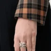 Anillo «Nest» en plata esterlina y esmalte Anillo «Nest» en plata esterlina y esmalte