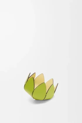 Bandeja pequeña para broches con diseño de cactus en piel de becerro suave