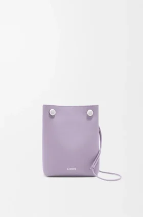 Bolsita Pebble en piel de becerro lisa