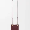 Bolsita Pebble en piel de becerro lisa Bolsita Pebble en piel de becerro lisa