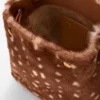Bolsita «Pebble» en piel de oveja estampada Bolsita «Pebble» en piel de oveja estampada