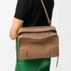 Bolso Amazona 180 mediano en piel de becerro suave Bolso Amazona 180 mediano en piel de becerro suave