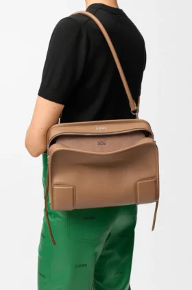 Bolso Amazona 180 mediano en piel de becerro suave