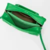 Bolso Amazona 180 pequeño en piel de becerro suave Bolso Amazona 180 pequeño en piel de becerro suave