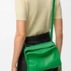 Bolso Amazona 180 pequeño en piel de becerro suave Bolso Amazona 180 pequeño en piel de becerro suave