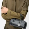 Bolso Amazona 23 Cropped en piel de becerro brillante Bolso Amazona 23 Cropped en piel de becerro brillante