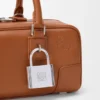Bolso Amazona 23 Cropped en piel de becerro brillante Bolso Amazona 23 Cropped en piel de becerro brillante