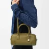 Bolso Amazona 23 Cropped en piel de becerro napa Bolso Amazona 23 Cropped en piel de becerro napa