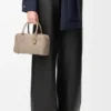 Bolso Amazona 23 en piel de becerro de grano suave Bolso Amazona 23 en piel de becerro de grano suave