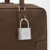 Bolso Amazona 31 Cropped en nubuck granulado Bolso Amazona 31 Cropped en nubuck granulado