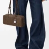 Bolso Amazona 31 Cropped en nubuck granulado Bolso Amazona 31 Cropped en nubuck granulado
