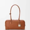 Bolso Amazona 31 Cropped en piel de becerro brillante Bolso Amazona 31 Cropped en piel de becerro brillante