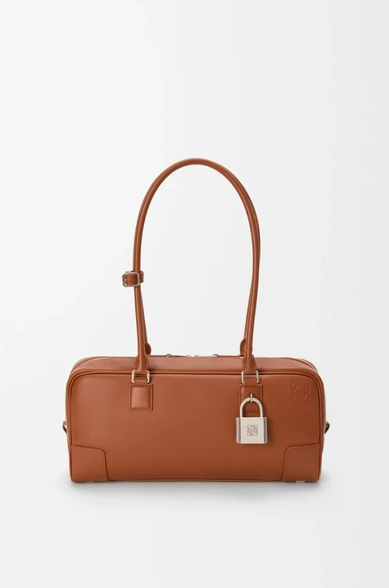 Bolso Amazona 31 Cropped en piel de becerro brillante Bolso Amazona 31 Cropped en piel de becerro brillante