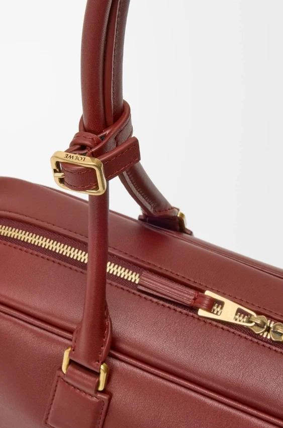 Bolso Amazona 31 Cropped en piel de becerro brillante Bolso Amazona 31 Cropped en piel de becerro brillante