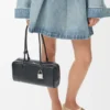 Bolso Amazona 31 Cropped en piel de becerro brillante Bolso Amazona 31 Cropped en piel de becerro brillante