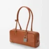 Bolso Amazona 31 Cropped en piel de becerro brillante Bolso Amazona 31 Cropped en piel de becerro brillante