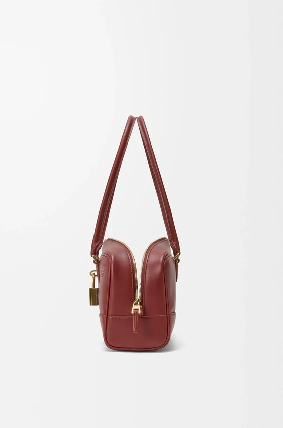 Bolso Amazona 31 Cropped en piel de becerro brillante Bolso Amazona 31 Cropped en piel de becerro brillante