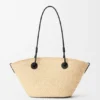 Bolso Anagram Basket pequeño en palma de iraca y piel de becerro Bolso Anagram Basket pequeño en palma de iraca y piel de becerro