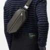 Bolso bandolera convertible en piel de becerro clásica Bolso bandolera convertible en piel de becerro clásica