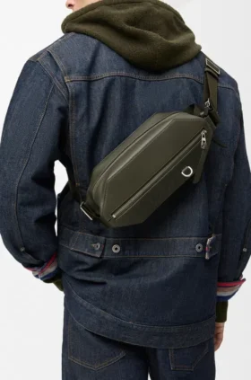 Bolso bandolera convertible en piel de becerro clásica