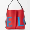Bolso Bilbao grande tipo cubeta con logotipo extragrande en piel de becerro lisa Bolso Bilbao grande tipo cubeta con logotipo extragrande en piel de becerro lisa