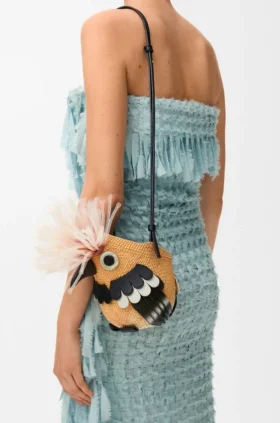 Bolso «Bird» de palma de iraca y piel de becerro