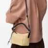 Bolso Cala Mini en piel de becerro clásica y rafia Bolso Cala Mini en piel de becerro clásica y rafia