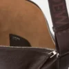 Bolso cruzado Cubi en piel de becerro granulada y flexible Bolso cruzado Cubi en piel de becerro granulada y flexible