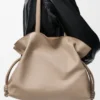Bolso de mano Flamenco grande en piel de becerro napa Bolso de mano Flamenco grande en piel de becerro napa