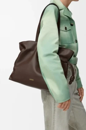 Bolso de mano Flamenco grande en piel de becerro napa