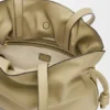 Bolso de mano Flamenco grande en piel de becerro napa Bolso de mano Flamenco grande en piel de becerro napa