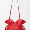 Bolso de mano Flamenco mediano con detalle en espiral, en piel de becerro napa Bolso de mano Flamenco mediano con detalle en espiral, en piel de becerro napa