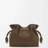 Bolso de mano Flamenco mediano en nubuck granulado Bolso de mano Flamenco mediano en nubuck granulado