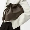 Bolso de mano Flamenco mediano en piel de becerro napa Bolso de mano Flamenco mediano en piel de becerro napa