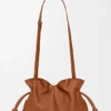 Bolso de mano Flamenco mediano en piel de becerro napa