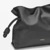 Bolso de mano Flamenco mediano en piel de becerro napa Bolso de mano Flamenco mediano en piel de becerro napa