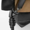 Bolso de mano Panta Flamenco mediano en piel de becerro brillante