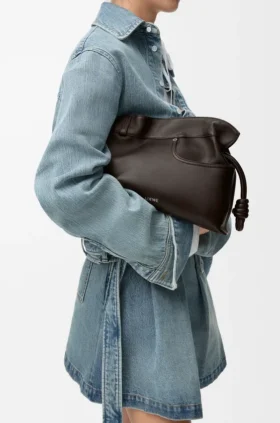 Bolso de mano Panta Flamenco mediano en piel de becerro brillante