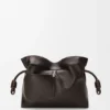 Bolso de mano Panta Flamenco mediano en piel de becerro brillante