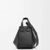 Bolso Hammock Compact en piel de becerro clásica Bolso Hammock Compact en piel de becerro clásica