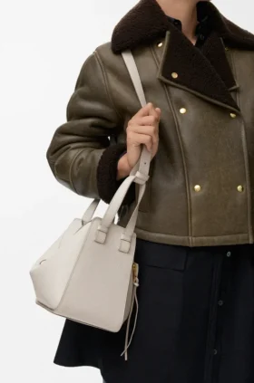 Bolso Hammock Compact en piel de becerro de grano suave
