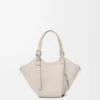 Bolso Hammock Flip en piel de becerro clásica Bolso Hammock Flip en piel de becerro clásica