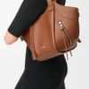 Bolso Hammock Flip en piel de becerro clásica Bolso Hammock Flip en piel de becerro clásica