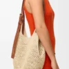 Bolso hobo pequeño con perforaciones en rafia y piel de becerro Bolso hobo pequeño con perforaciones en rafia y piel de becerro