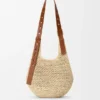 Bolso hobo pequeño con perforaciones en rafia y piel de becerro Bolso hobo pequeño con perforaciones en rafia y piel de becerro