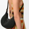 Bolso loewe Swing mediano de rafia y piel de becerro Bolso loewe Swing mediano de rafia y piel de becerro