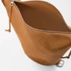 Bolso «Loop» de piel de becerro en gamuza Bolso «Loop» de piel de becerro en gamuza