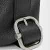 Bolso Loop en piel de becerro granulada y flexible Bolso Loop en piel de becerro granulada y flexible