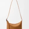 Bolso Loop Hobo mediano en piel de becerro de gamuza Bolso Loop Hobo mediano en piel de becerro de gamuza