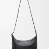 Bolso Loop Hobo mediano en piel de becerro granulada y flexible